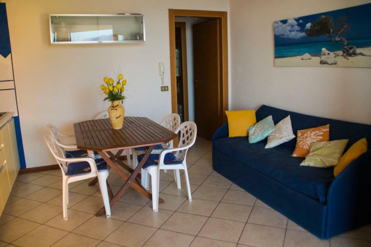 Relax Vista Lago Villanuova sul clisi ภายนอก รูปภาพ